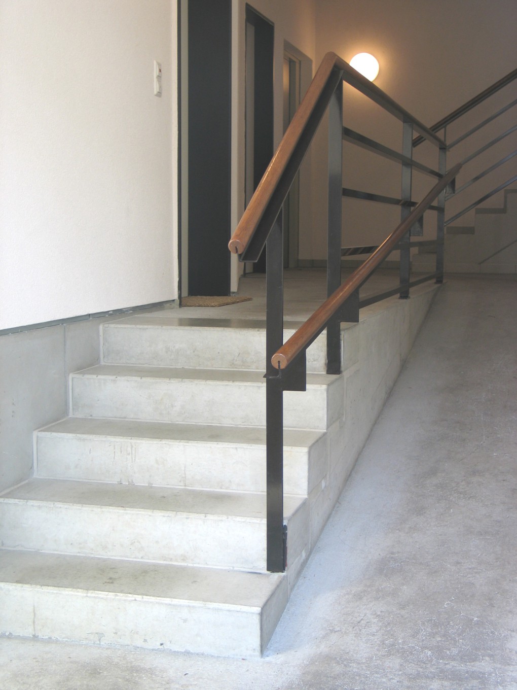 Wohn- und Geschäftshaus Kirchheim-Teck - Winfried Elflein Architekten