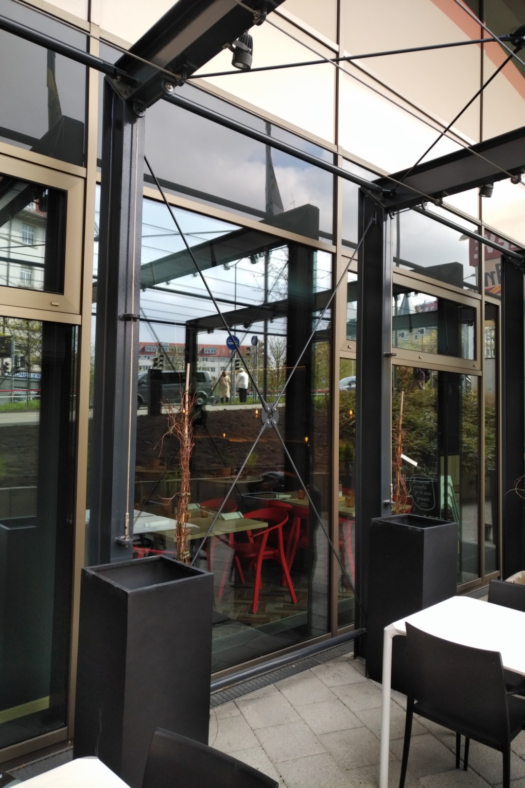 Hotel ParkInn by Radisson Stuttgart - Winfried Elflein Architekten